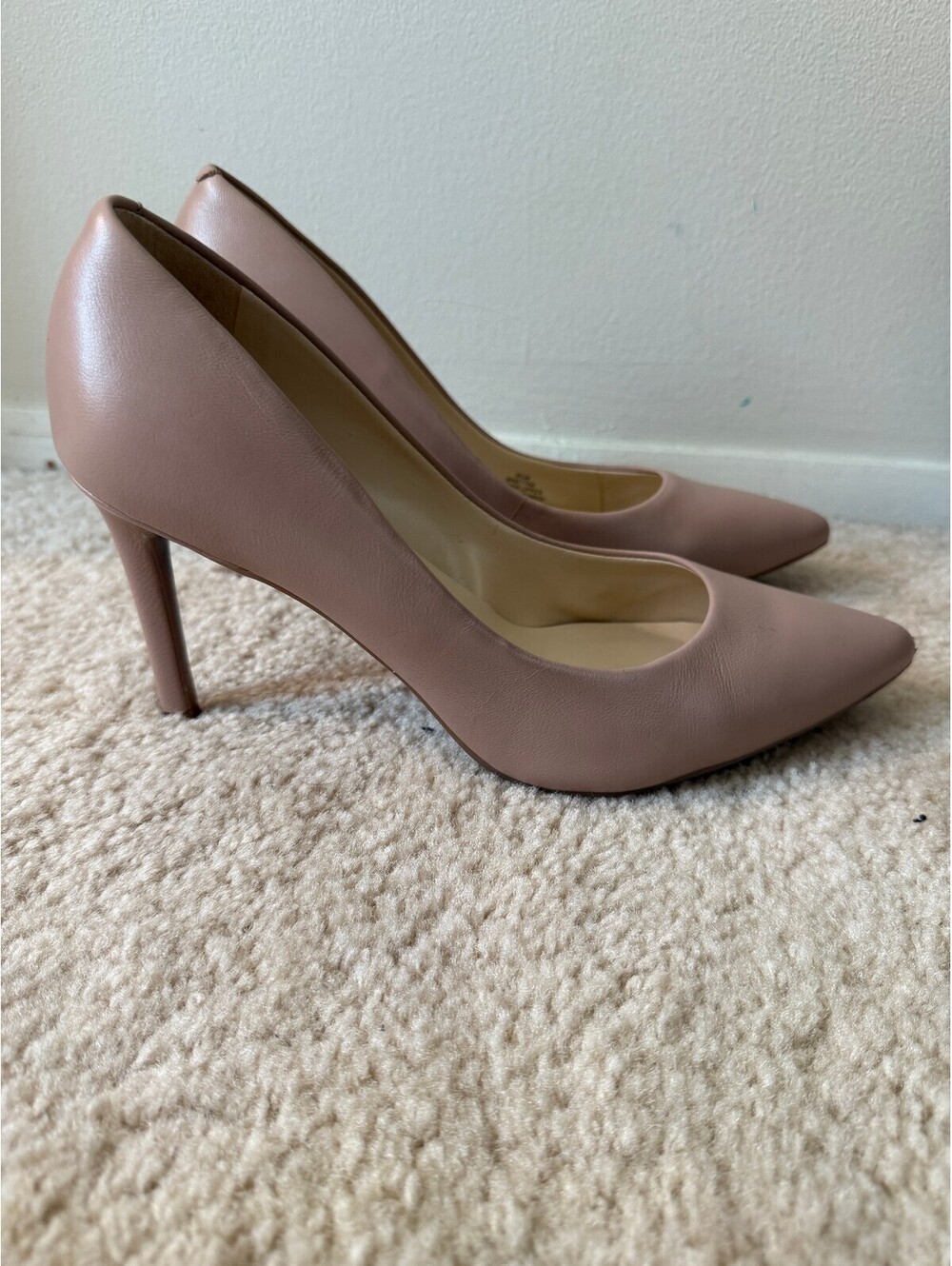 Nine West Etta Nude Leather Pointed Toe Stiletto Heels 9.5 Polished Professional
